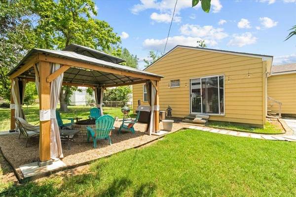 2311 Anderson Street, Irving, TX 75062