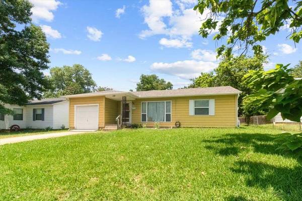 2311 Anderson Street, Irving, TX 75062