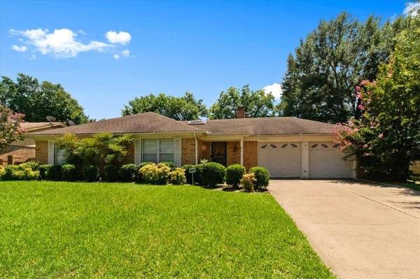 1506 Ridgeview Drive, Arlington, TX 76012