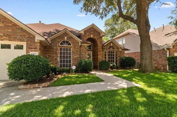 6321 Cobblestone Lane, Arlington, TX 76001