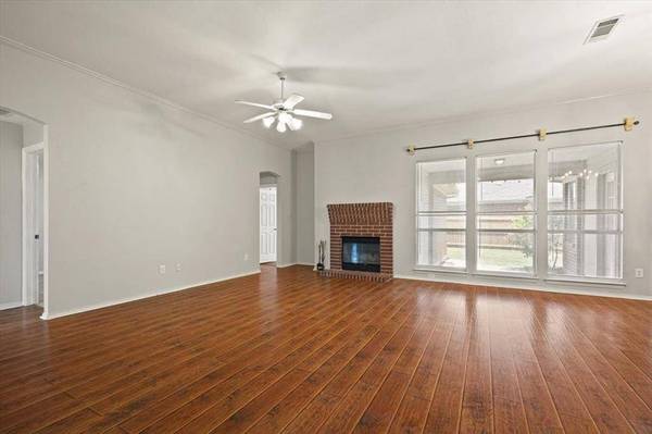 1704 Cancun Drive, Mansfield, TX 76063