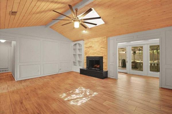 3508 Leighton Drive, Arlington, TX 76015