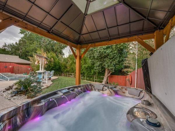 3421 Woodside Drive, Arlington, TX 76016