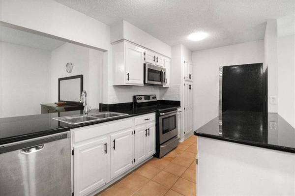 3604 Fort Hunt Drive, Arlington, TX 76016