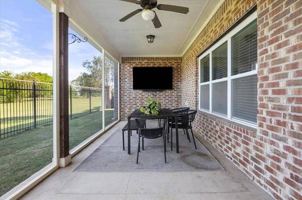 6909 Clayton Nicholas Court, Arlington, TX 76001