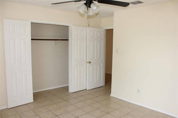 630 Bluechalk Drive, Cedar Hill, TX 75104