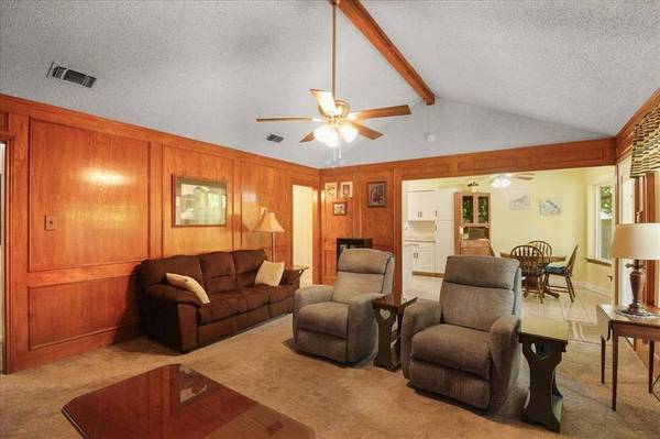 2206 Sexton Drive, Arlington, TX 76015