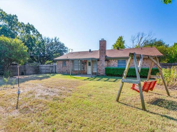 545 Chambers Creek Drive, Everman, TX 76140