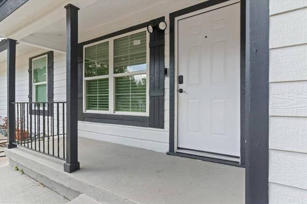 608 N East Street, Arlington, TX 76011