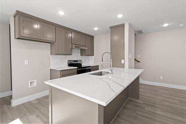 2646 Hutchinson Street, Fort Worth, TX 76106