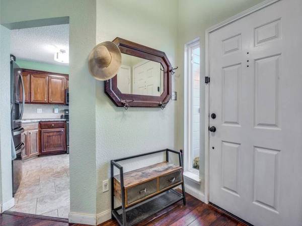 5902 Aloe Court, Arlington, TX 76017