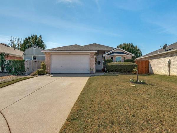 5902 Aloe Court, Arlington, TX 76017