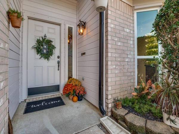 5902 Aloe Court, Arlington, TX 76017