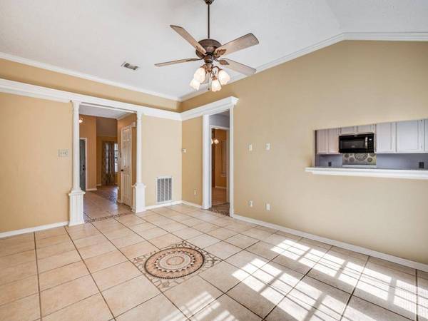 2104 Cold Springs Drive, Arlington, TX 76017