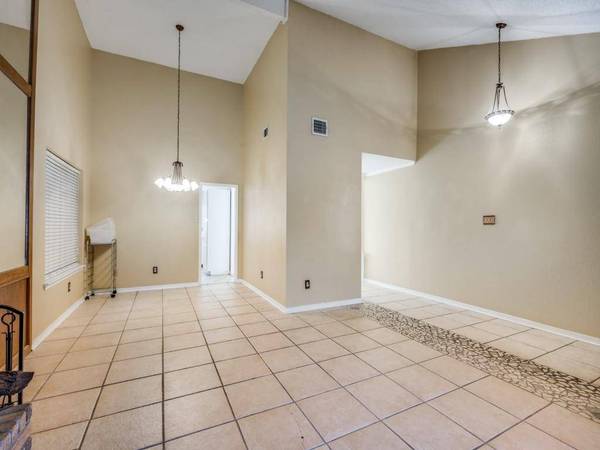 2104 Cold Springs Drive, Arlington, TX 76017