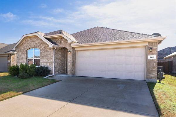 702 Grassland Way, Arlington, TX 76002