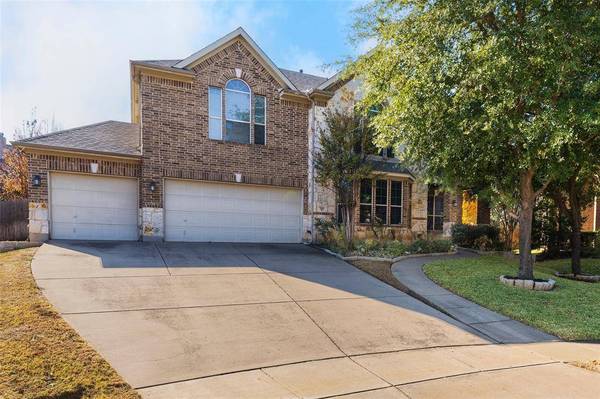 2410 Honey Drive, Arlington, TX 76001