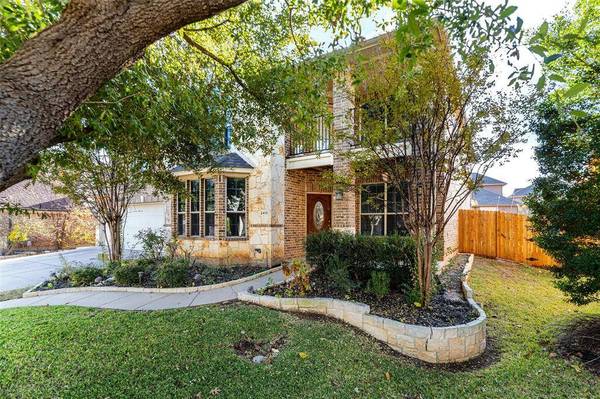 2410 Honey Drive, Arlington, TX 76001