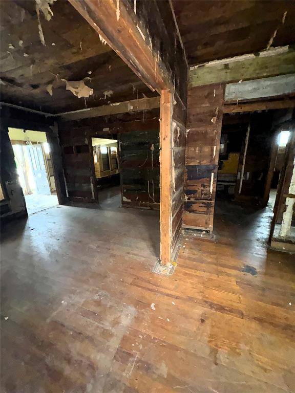 1136 E Leuda Street, Fort Worth, TX 76104