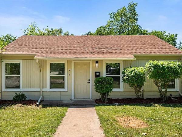 5048 Cedar Hill Road, Fort Worth, TX 76116