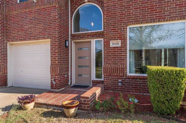 6403 Redstone Drive, Arlington, TX 76001