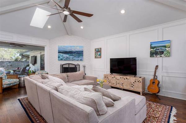 1509 Riverview Drive, Arlington, TX 76012