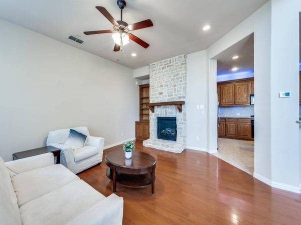 1333 Cog Hill Drive, Fort Worth, TX 76120