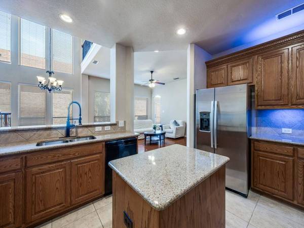 1333 Cog Hill Drive, Fort Worth, TX 76120