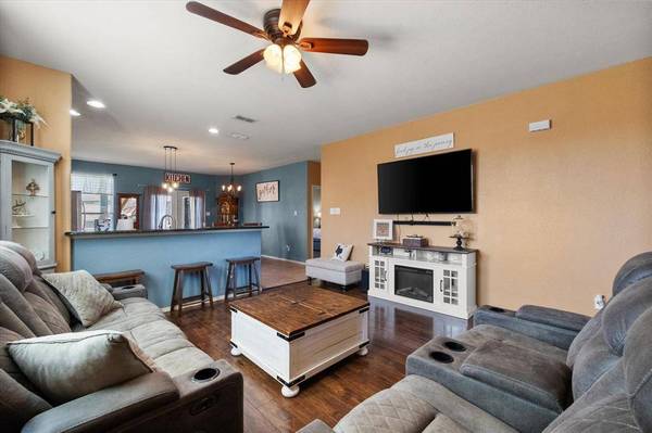 2904 Big Horn Bluff Court, Fort Worth, TX 76108