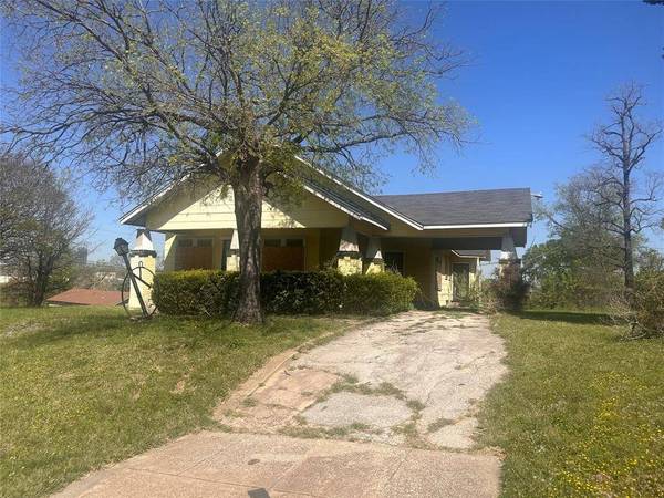 2005 Avenue B, Fort Worth, TX 76104