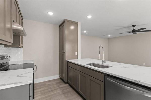 2644-46 Hutchinson Street, Fort Worth, TX 76106