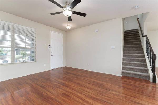 2917 Whitetail Chase Drive, Fort Worth, TX 76108