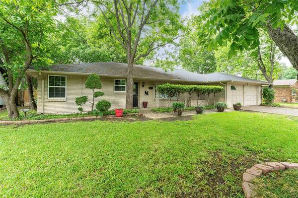 3613 Wooten Drive, Fort Worth, TX 76133