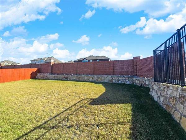8665 Becker Avenue, Fort Worth, TX 76123