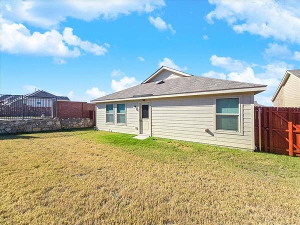 8665 Becker Avenue, Fort Worth, TX 76123