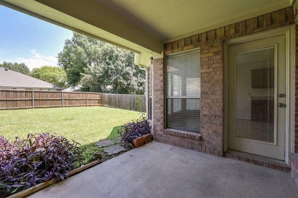 1713 Windcastle Drive, Mansfield, TX 76063
