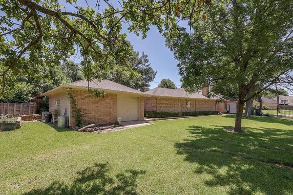 5125 Conchos Trail, Arlington, TX 76017