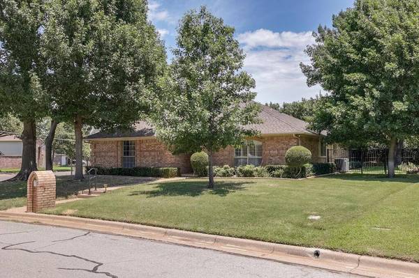 5125 Conchos Trail, Arlington, TX 76017
