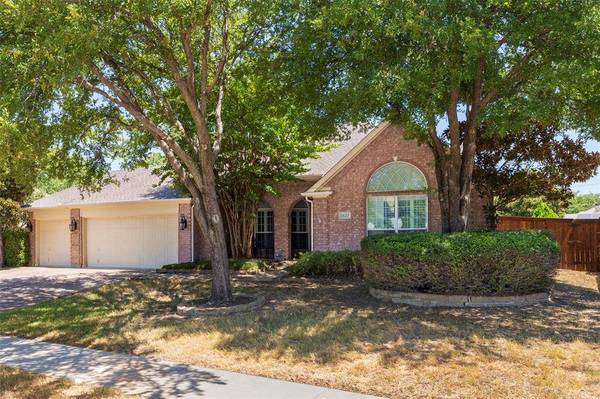 1620 Babbling Brook Drive, Grand Prairie, TX 75050