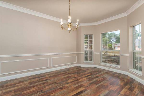 6101 Copperfield Drive, Arlington, TX 76001