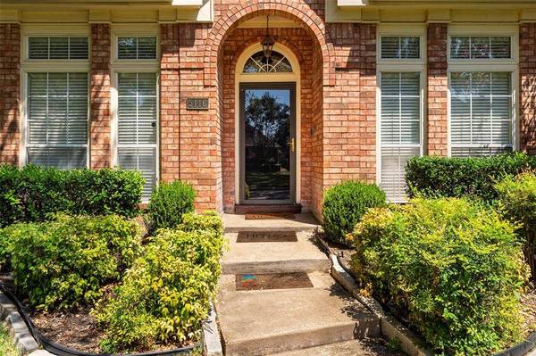 5116 Dewdrop Lane, Fort Worth, TX 76123