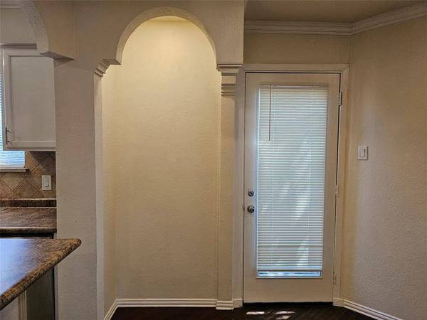 1600 Pecan Chase Circle #6, Arlington, TX 76012
