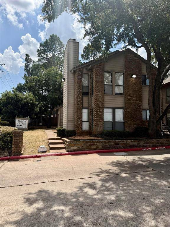 1600 Pecan Chase Circle #6