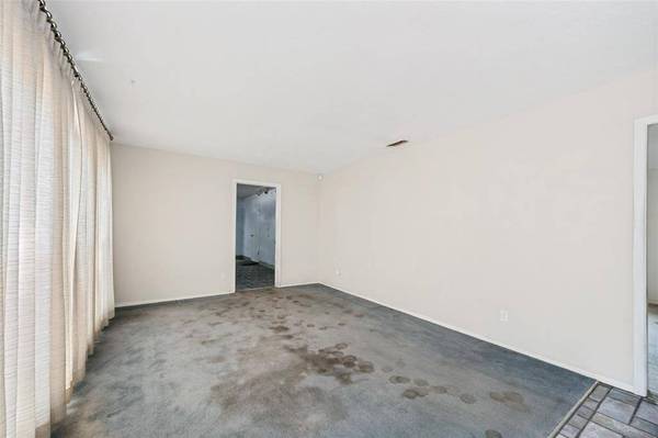 2817 Buffalo Court, Arlington, TX 76013
