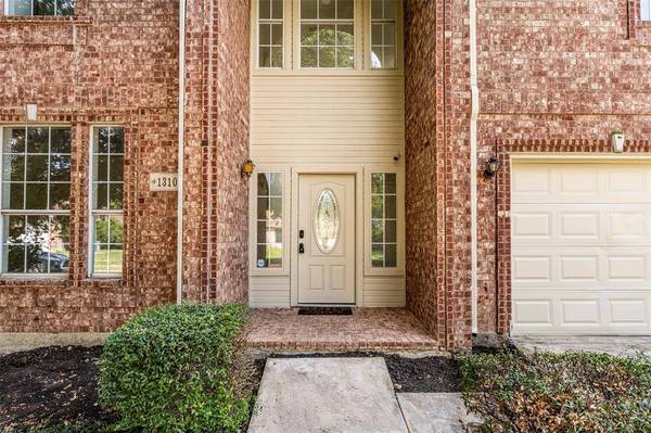1310 Norman Circle, Arlington, TX 76014