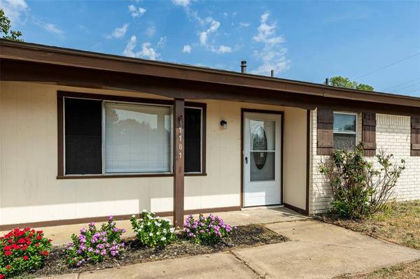 1101 Kennedale Sublett Road, Kennedale, TX 76060