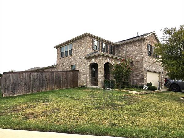 2736 Ryder Lane, Aubrey, TX 76227
