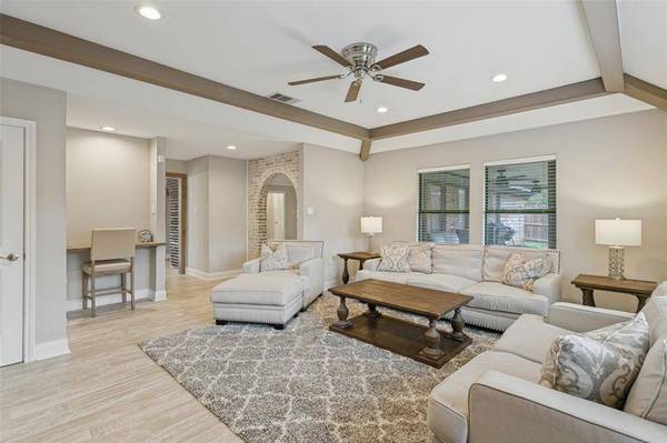 3405 Ruidoso Drive, Arlington, TX 76017