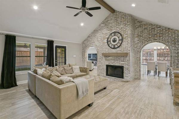 3405 Ruidoso Drive, Arlington, TX 76017