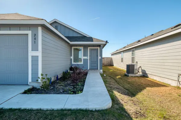 201 Tugboat Annie WAY, Jarrell, TX 76537